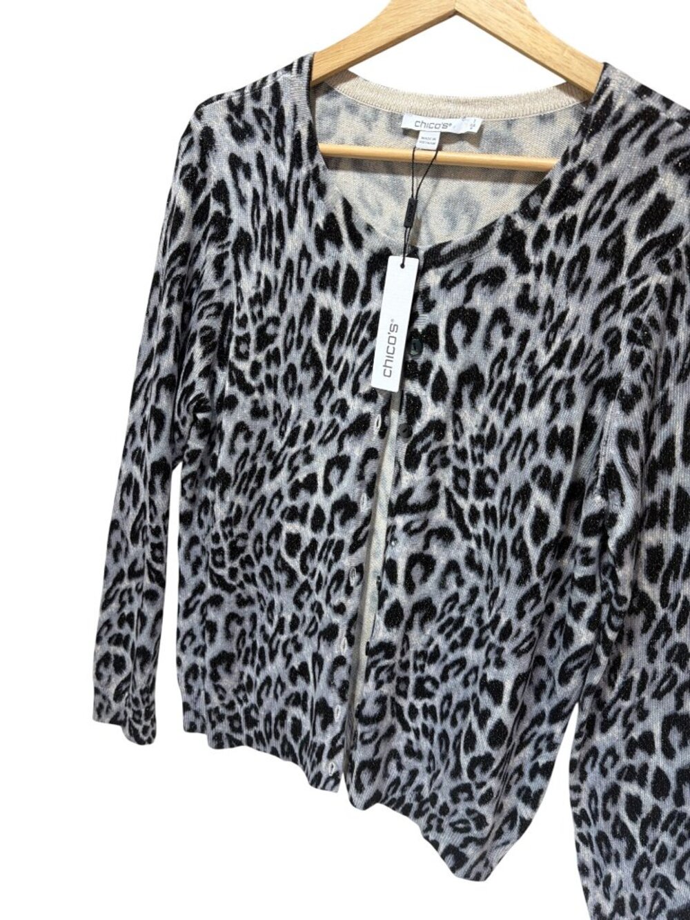 Chicos NWT Sparkly Metallic Leopard Print Cardigan Size M Gray Black